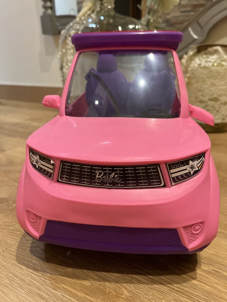 Carro Barbie musical