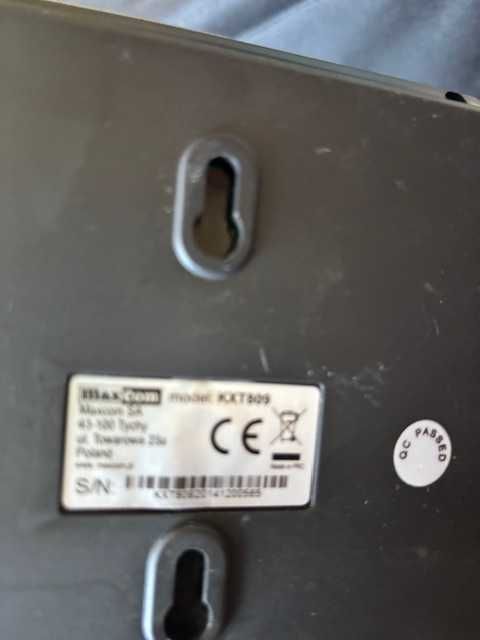 Telefon MAXCOM KXT 809