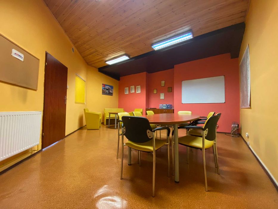 Magazyn mroźnia z powierzchnią biurową na sprzedaż