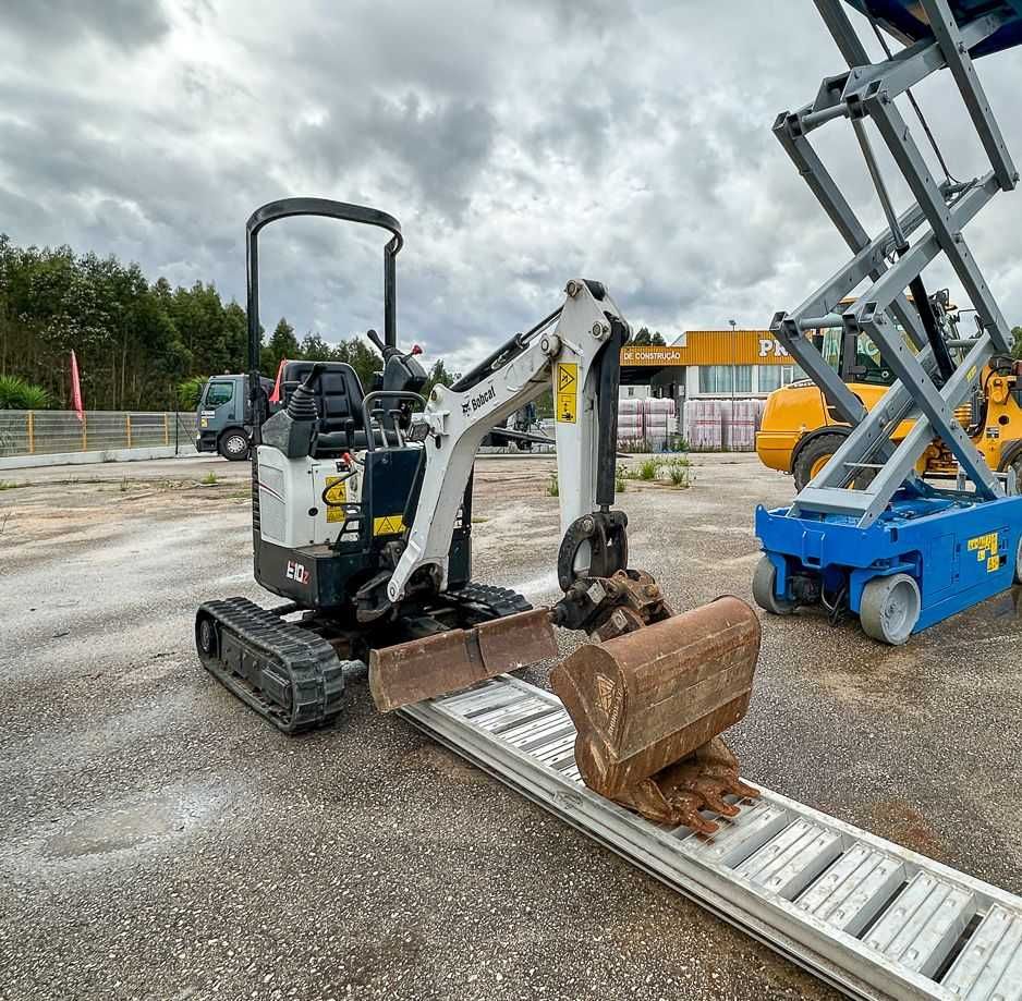 Mini Escavadora Bobcat E10Z