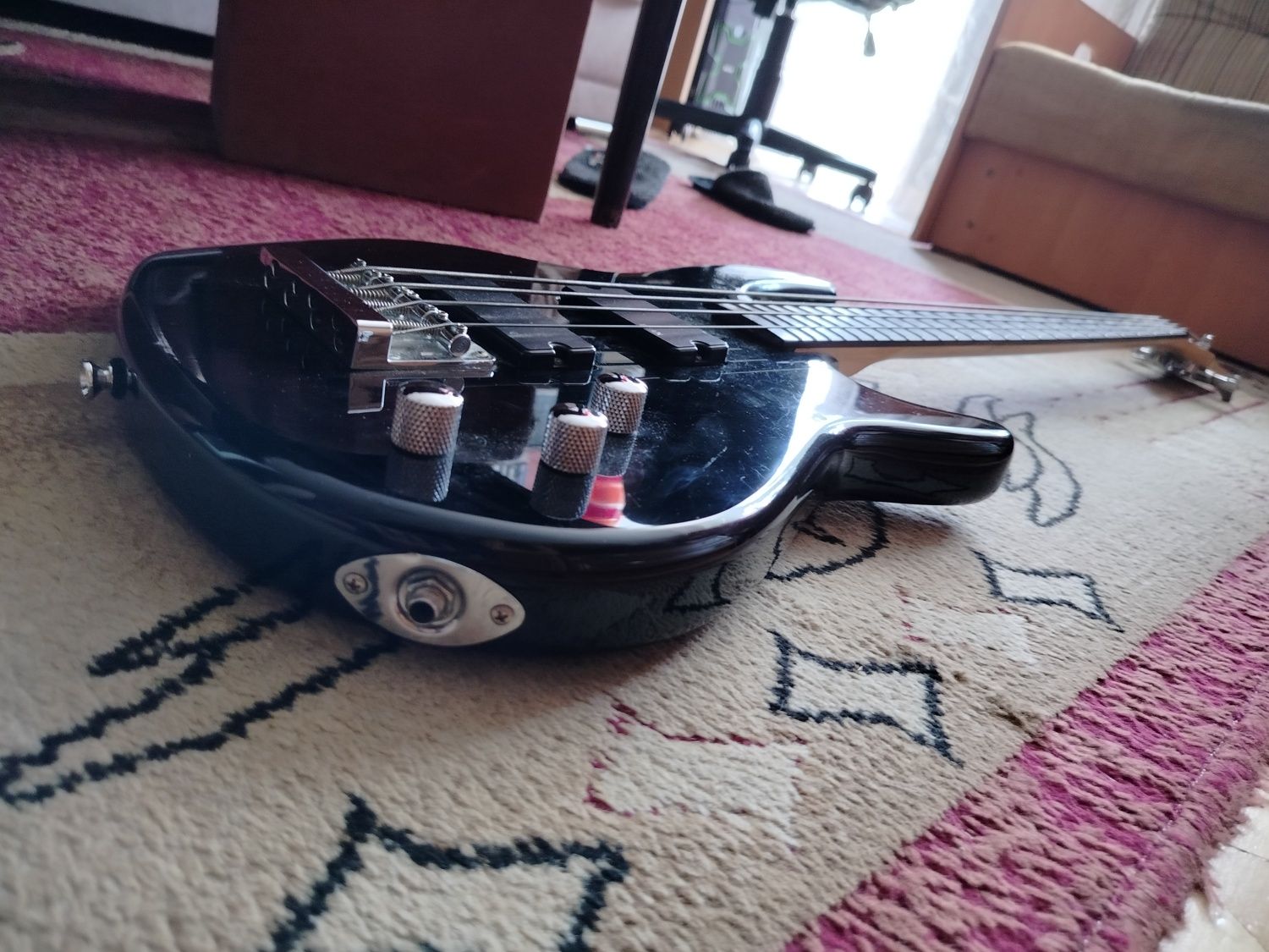 Gitara Basowa Dean Edge One