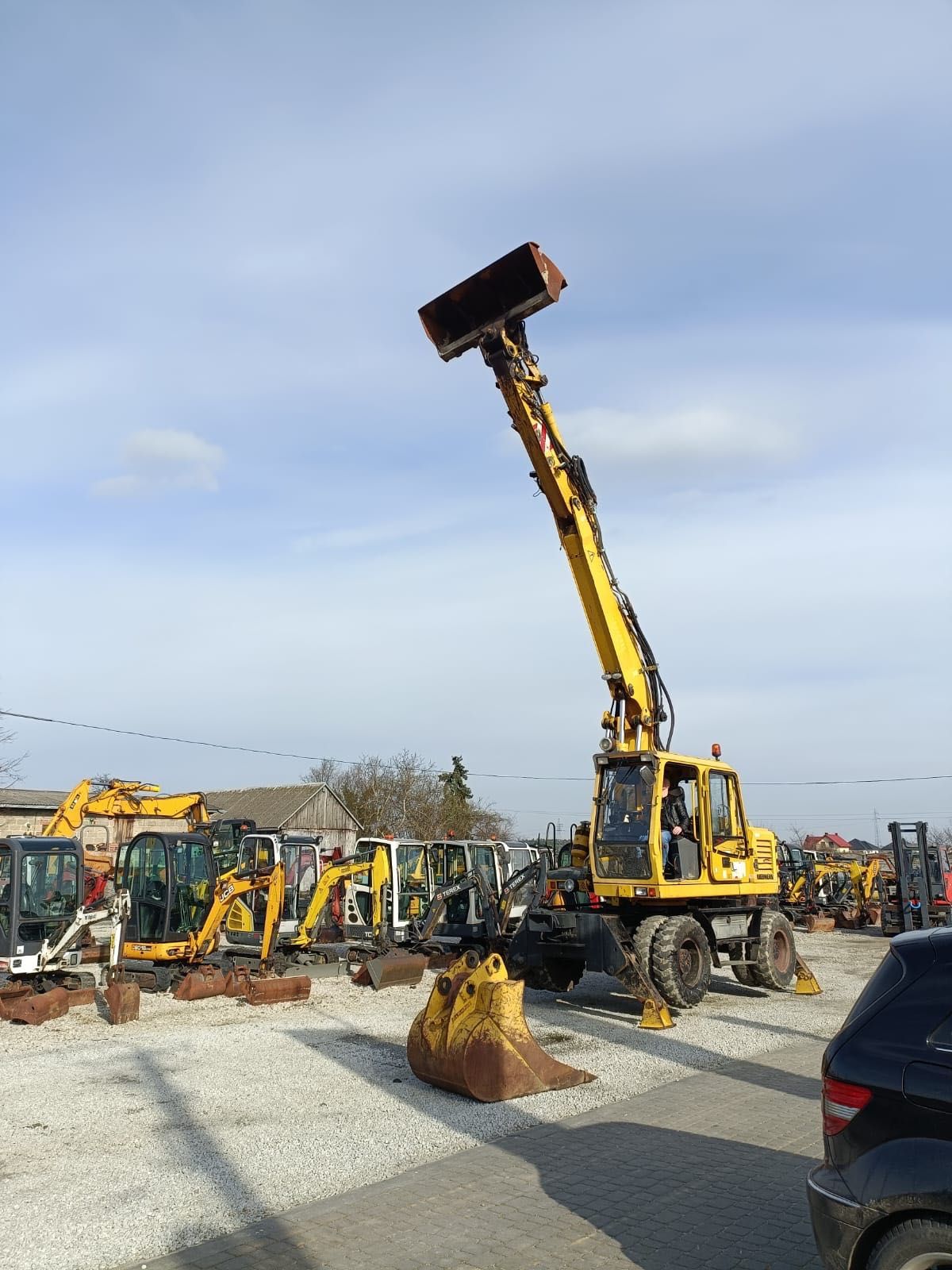 Koparka kołowa Liebherr A900 z 2004 rok kamera 3 x łamane podpory 4