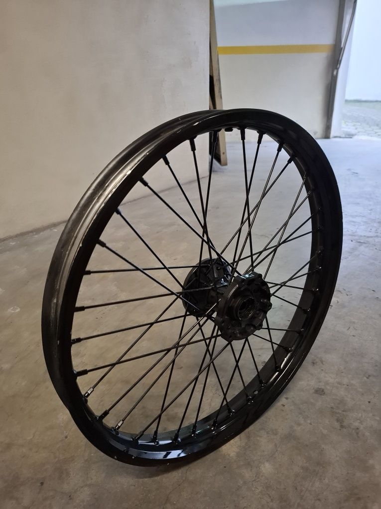 Vendo roda para yamaha xt350