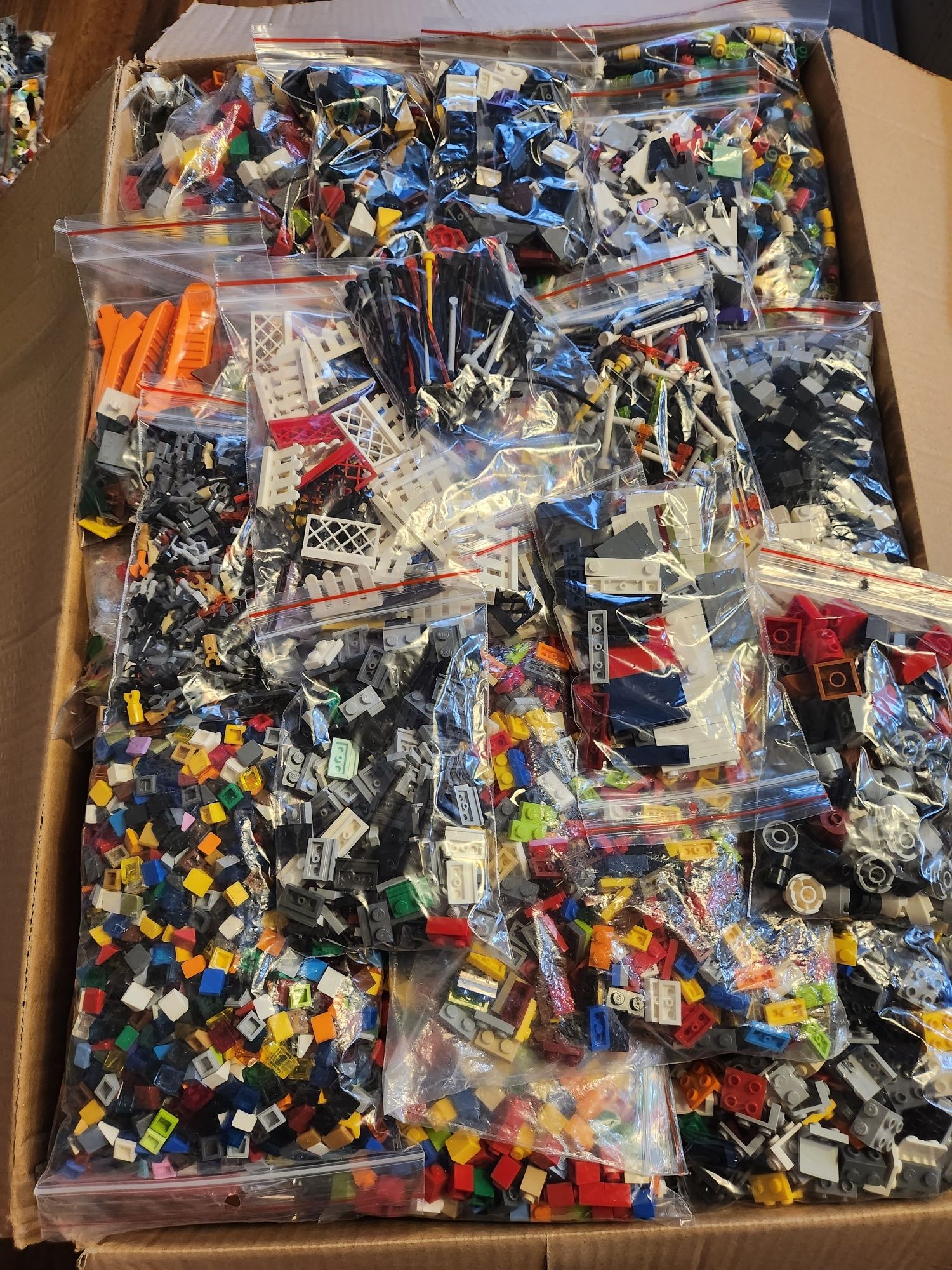 Mix Lego klocki drobne ,segregowane , nadruk , koła ,szyby