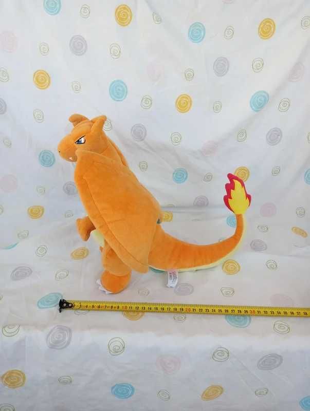 Pokémon peluche Charizard