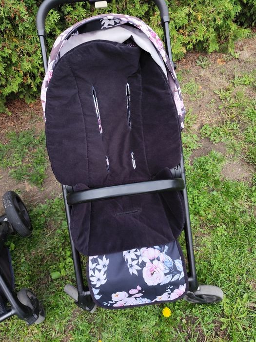 Sprzedam spacerówkę cybex balios s