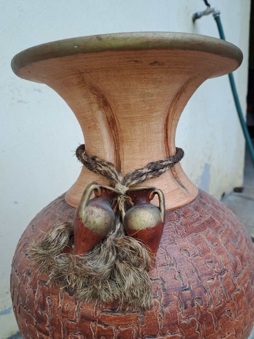 Pote para decoraçâo