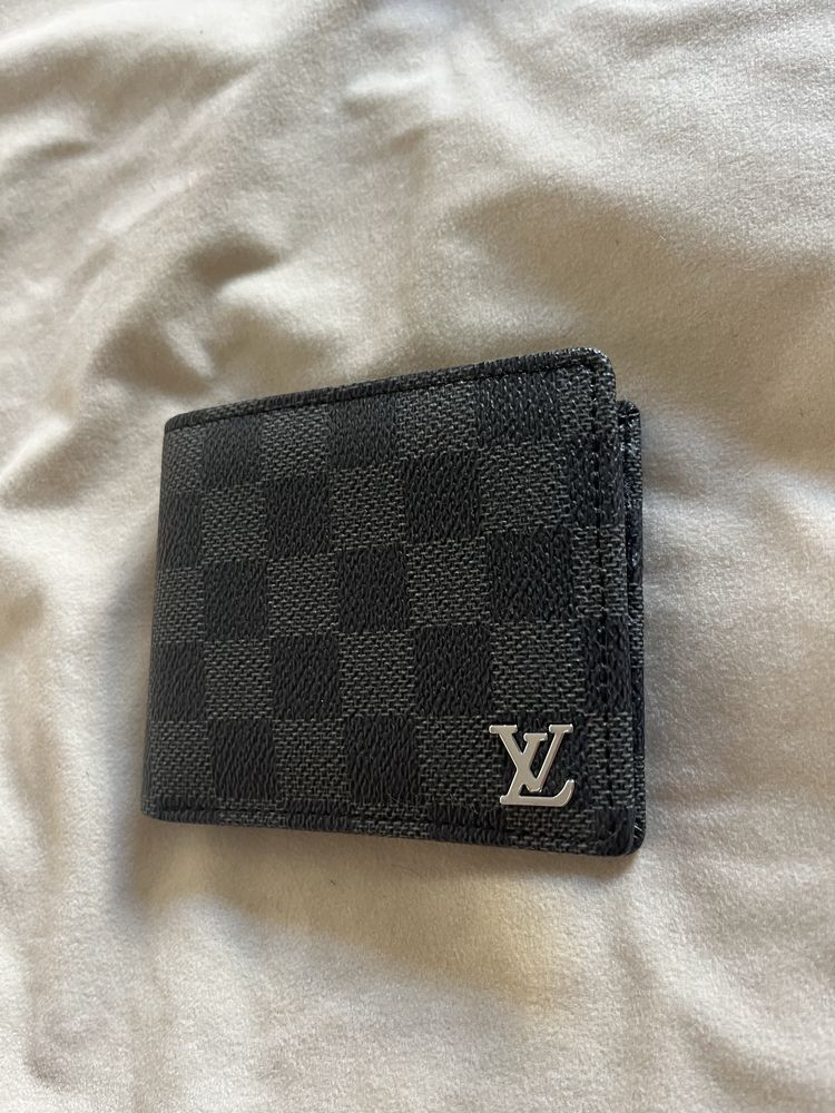 Carteira Louis Vuitton nova