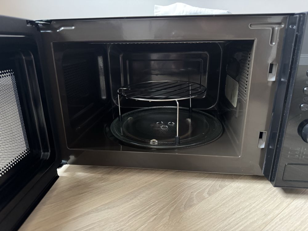 Kuchenka mikrofalowa Amica AMGF20E1GB Grill