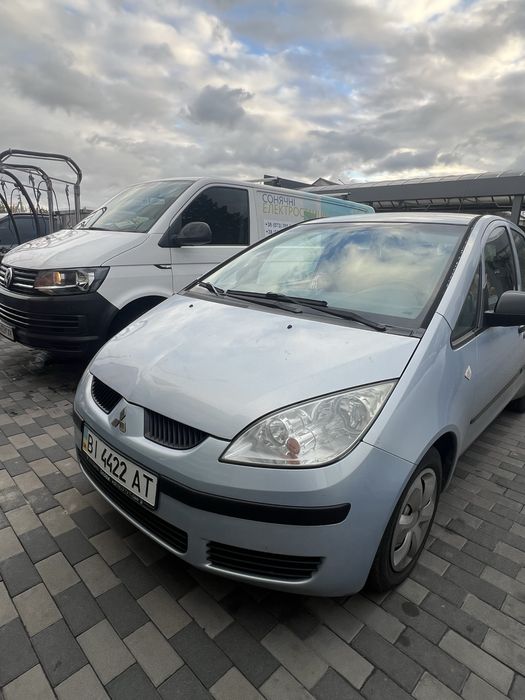 Продам Mitsubisi Colt 1.3