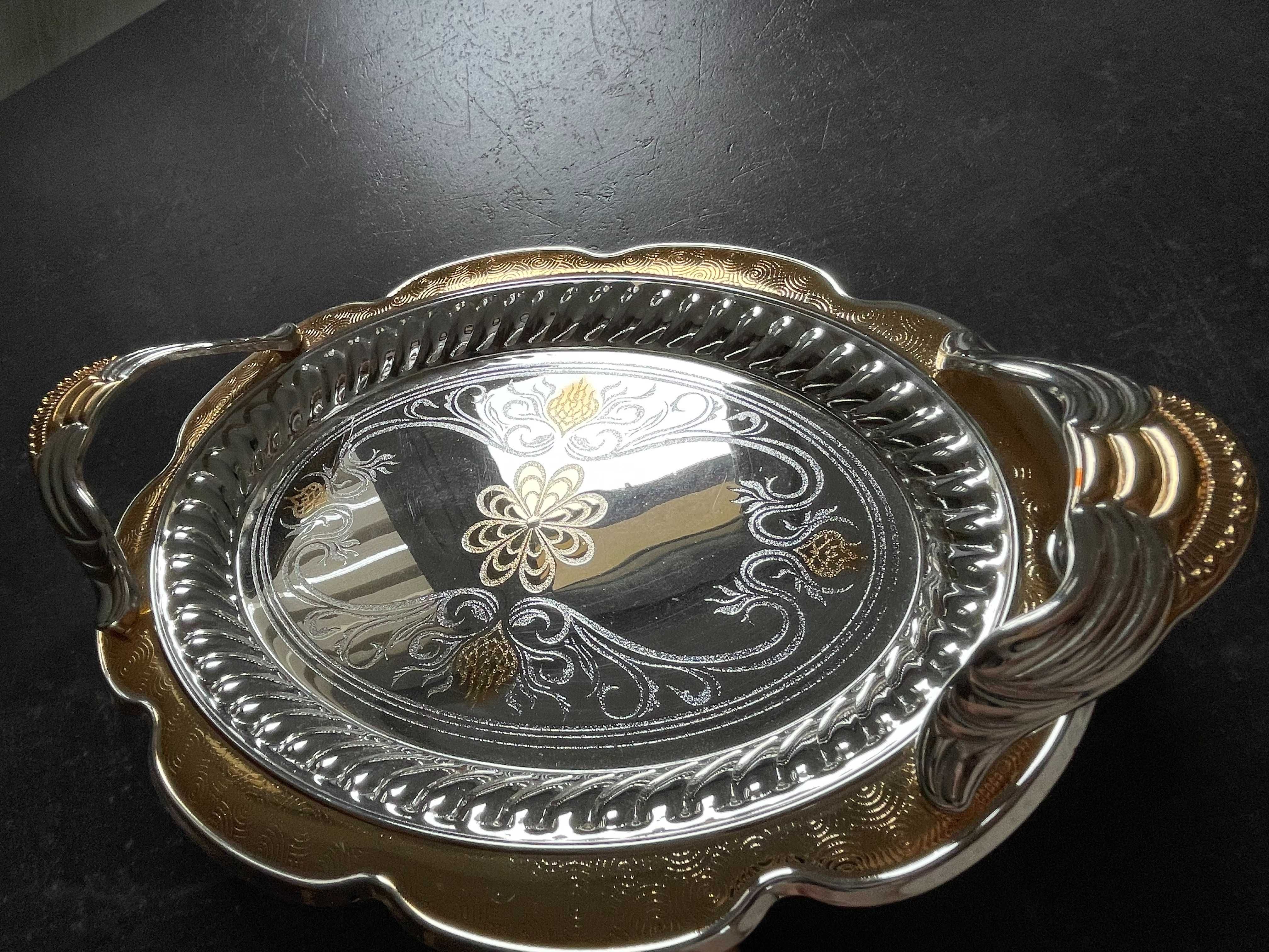 Taca metalowa dekoracyjna nowa Kingsville Alara srebrna ze złotym