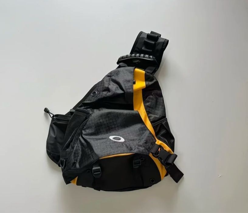 Сумка/рюкзак oakley sling bag waterproof(водонепроницаемая)