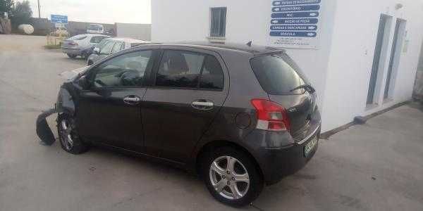 TOYOTA YARIS PARA PEÇAS