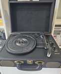 Gramofon w stylu retro z Bluetooth
