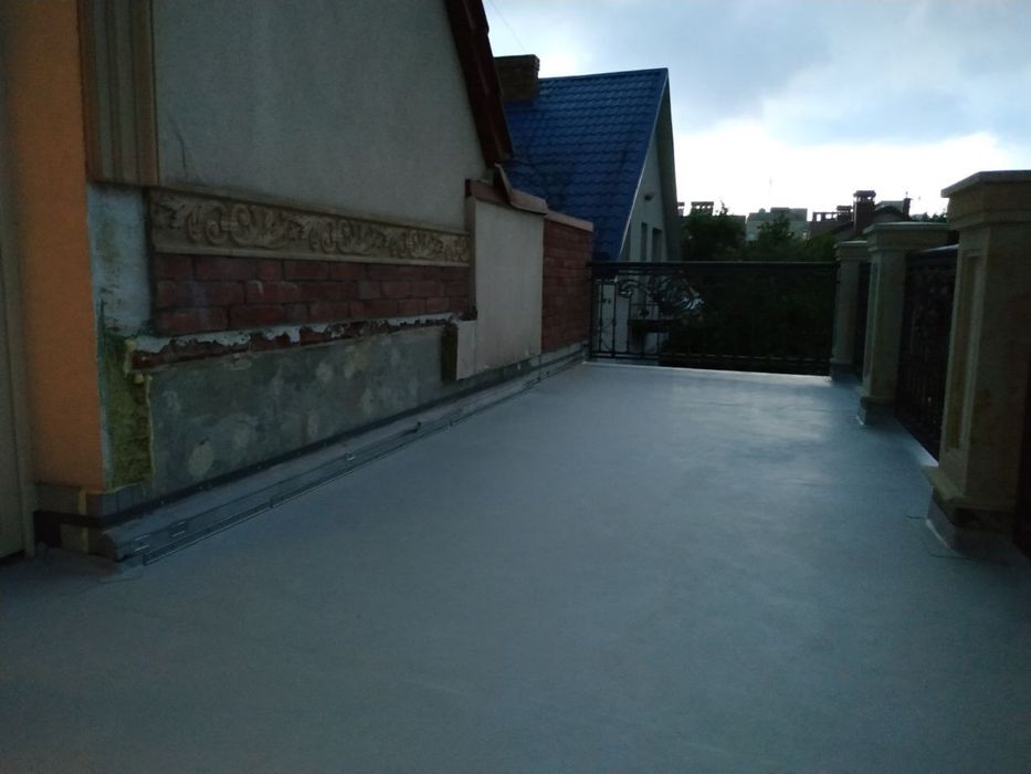 ПВХ мембрана, монтаж плоскої покрівлі