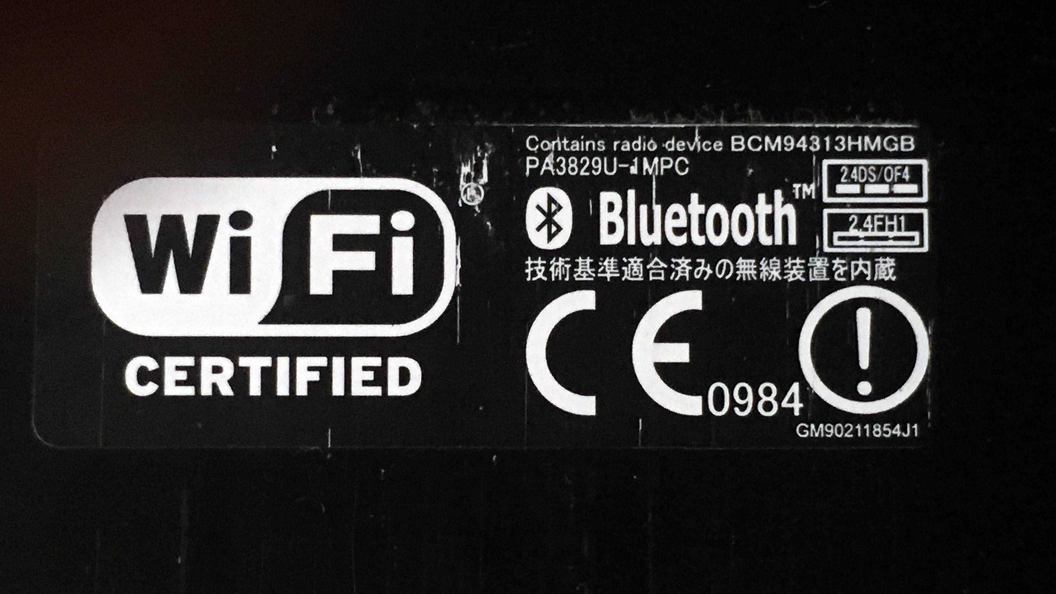Toshiba Satellite L650-11F (PSKIJE) para venda componentes.