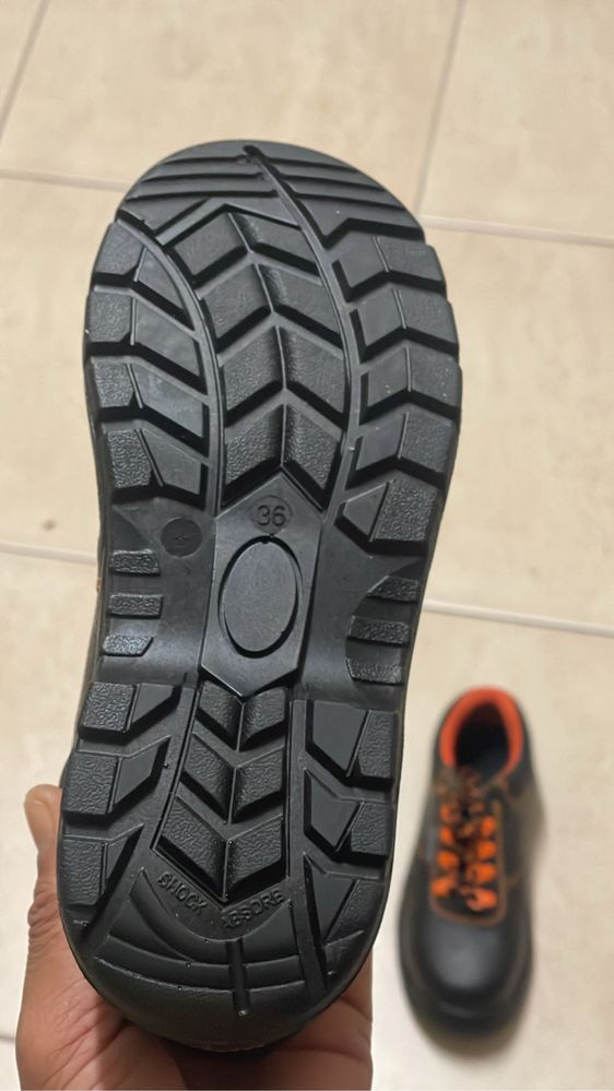 Botas de trabalho com protecção