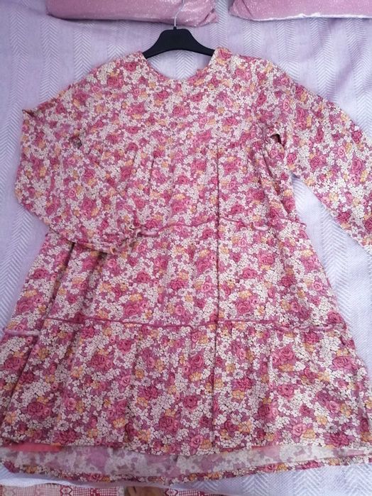 Vestidos Zippy 11-12 usados 1vez estão novo!