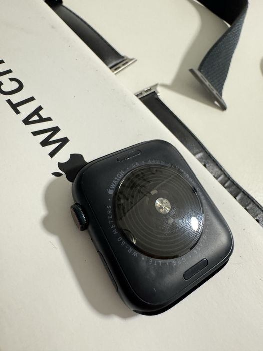 Apple watch SE 2 GPS Cellular 44 mm jak nowy