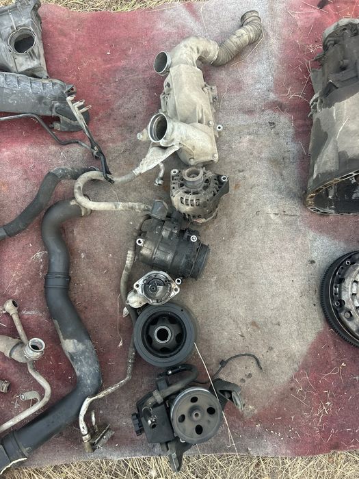 Нагнітач запчастини Mercedes-Benz W203  компресор надуву Kompressor