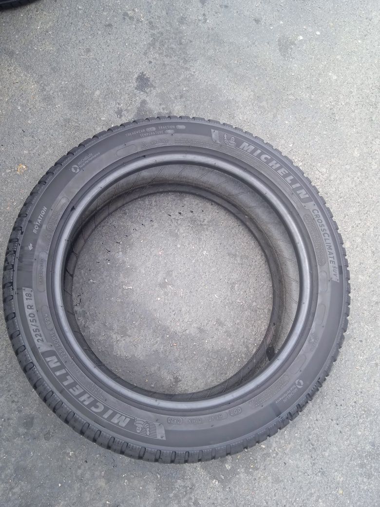 Резина всесезон 225.50.18 Michelin CrossClimat SUV,20p,6mm, Spain.