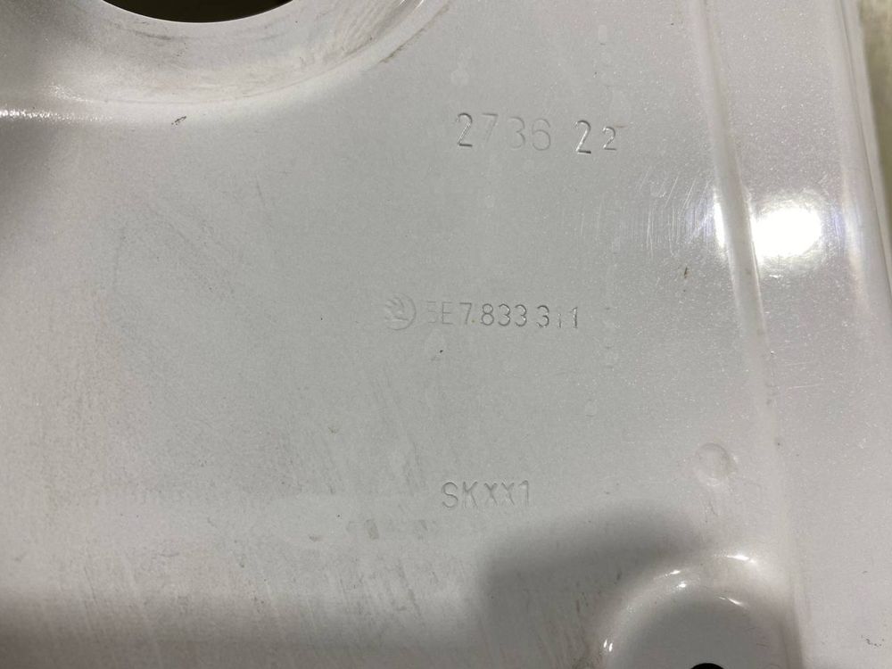 Дверь левая задняя Skoda Octavia 4 A8 A9 / 2021 2022 2023 г./