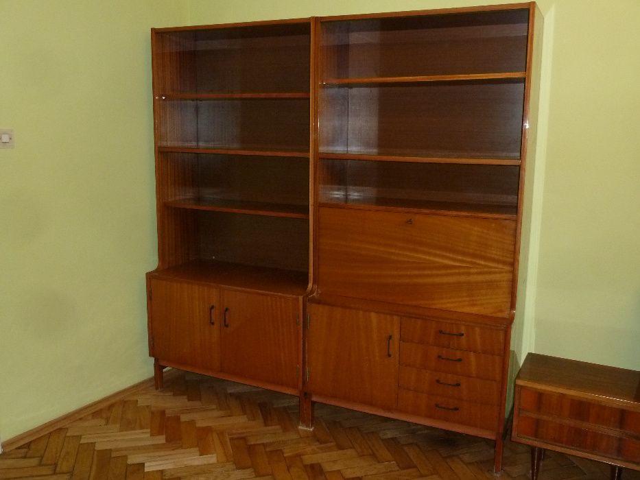 Regały z biurkiem z okresu PRL vintage mid century