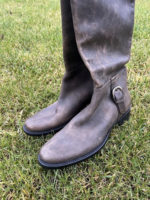 Трендові шкіряні чоботи Cafenoir