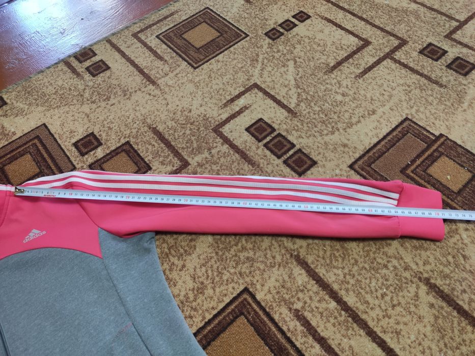 Спортивный костюм женский