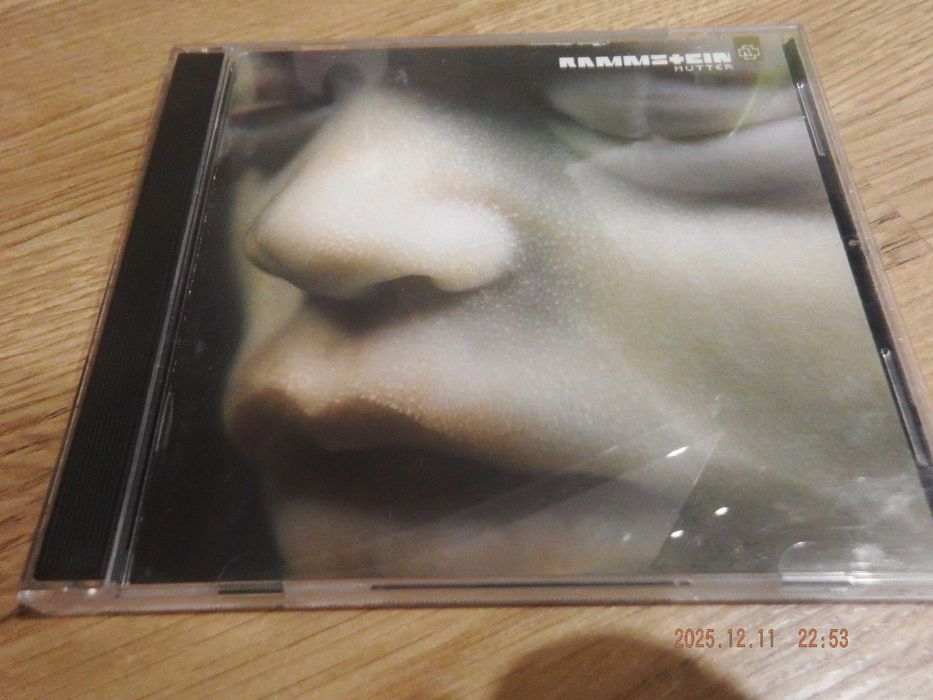 RAMMSTEIN - Mutter         .