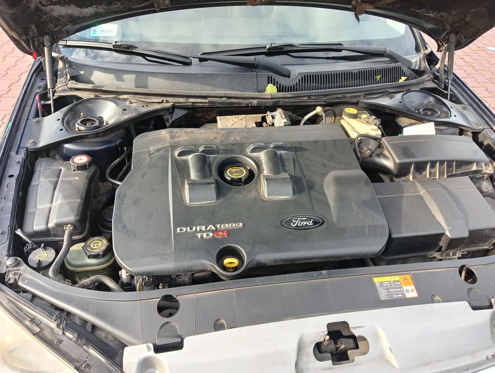Ładny Ford Mondeo 2,0  2006r 6 biegów SPRAWNA KLIMA