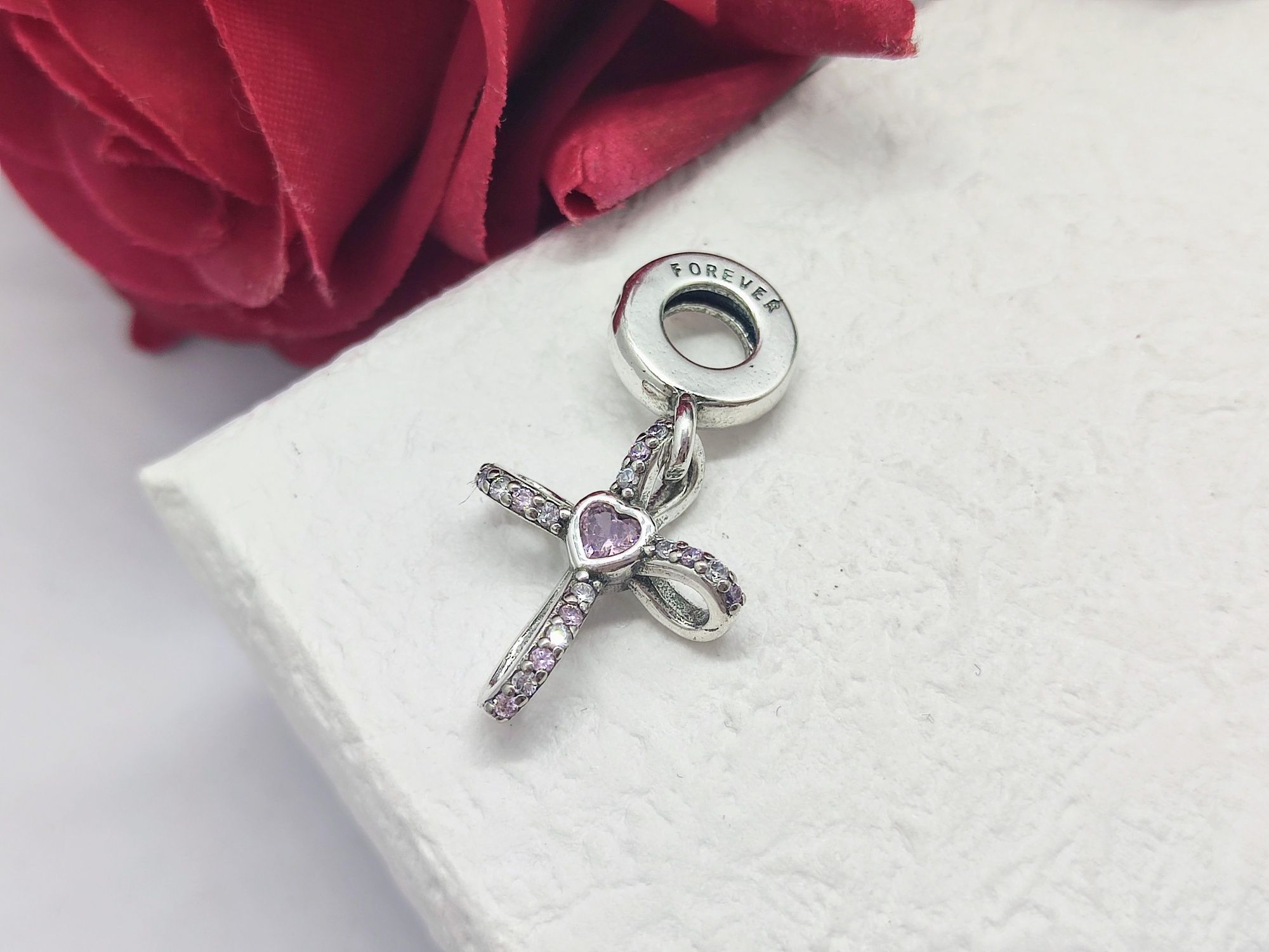 Charm's srebrna zawieszka krzyż krzyżyk S925