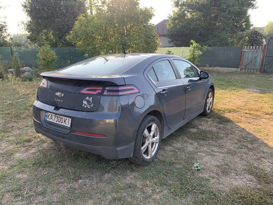 Шевроле Вольт 2012 року