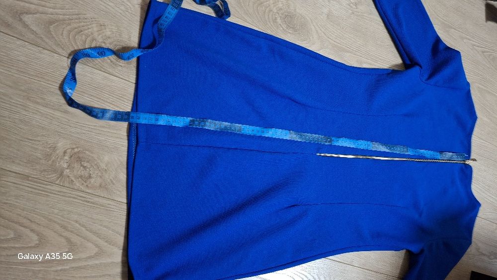 Гарненька  сукня