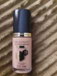 Podklad Facefinity Max Factor kolor N45 Warm Almond