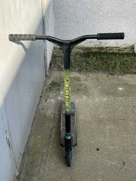 Hulajnoga wyczynowa Disctrict