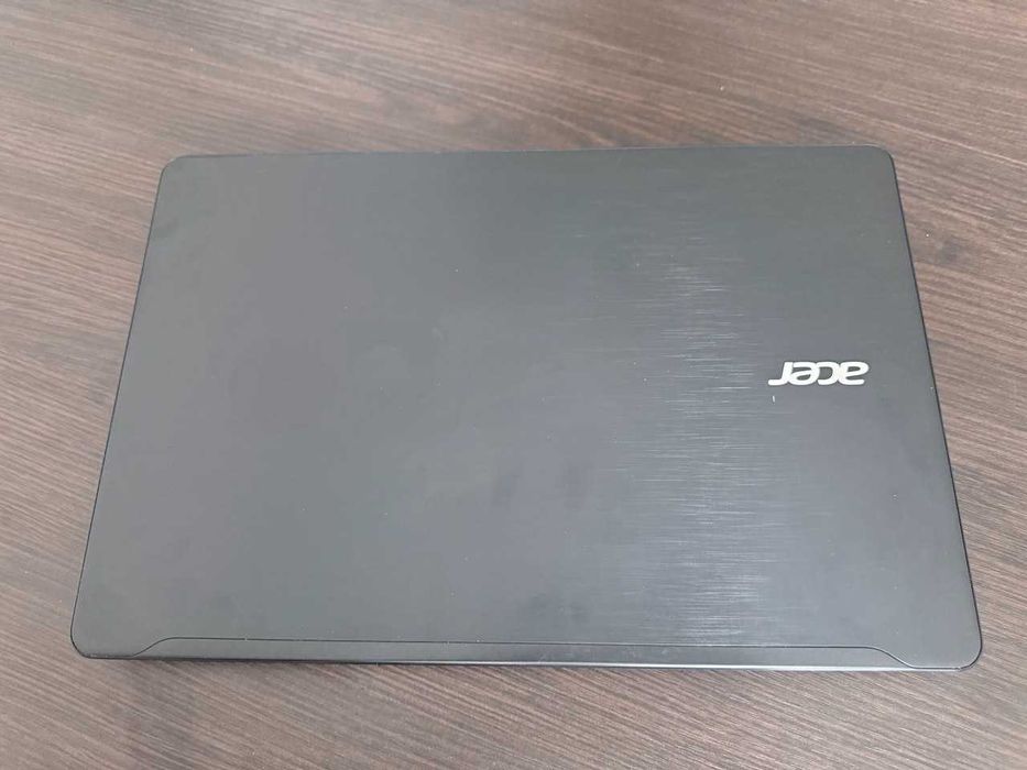 Ноутбук Acer Aspire F5-573G-73AC (NX.GFJEU.015) Obsidian Black