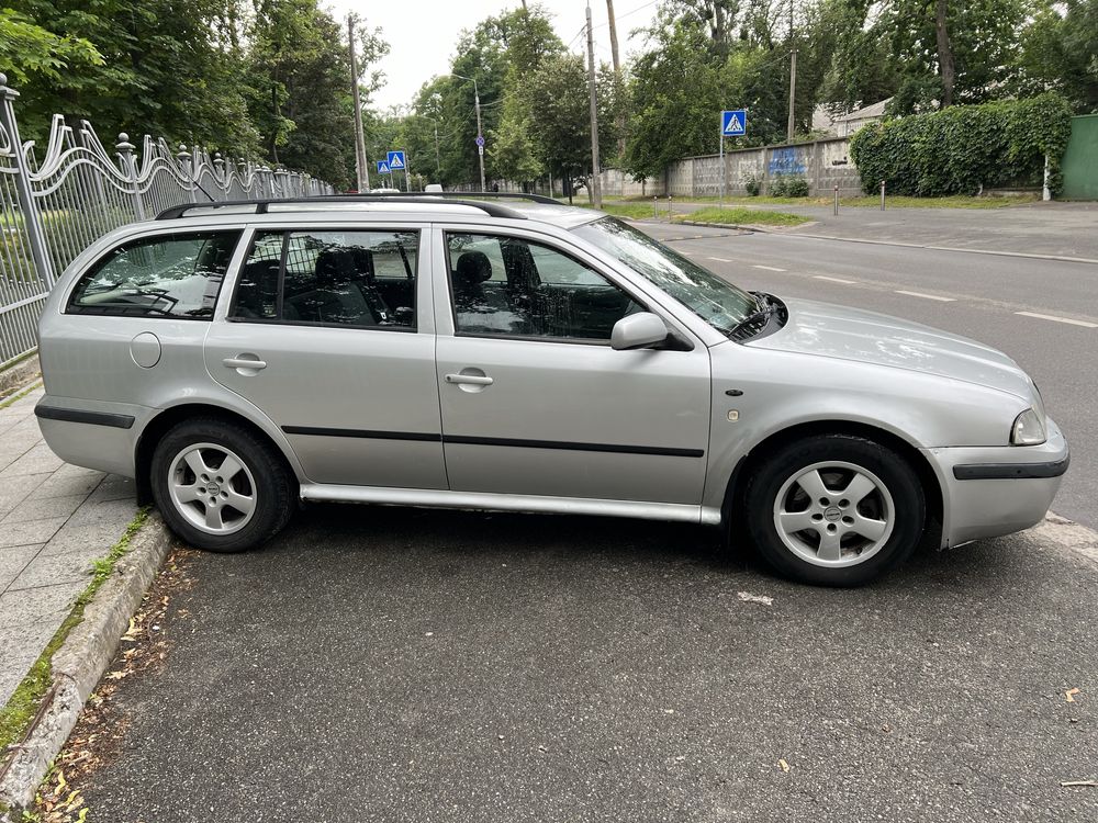 Skoda Octavia 1.9 tdi 2003 универсал авто в Киеве