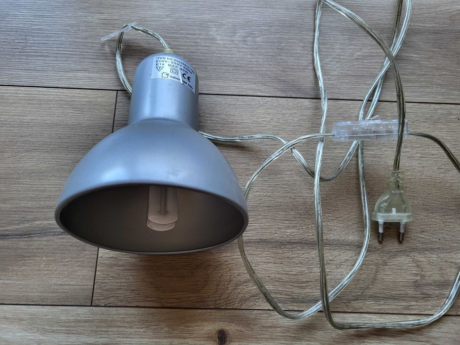 Stara lampka (klosz) metalowa, wisząca, srebrna.