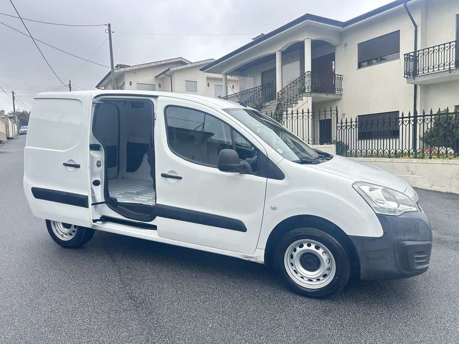 Peugeot Partner 1.6 HDI 3 Lugares  Nacional