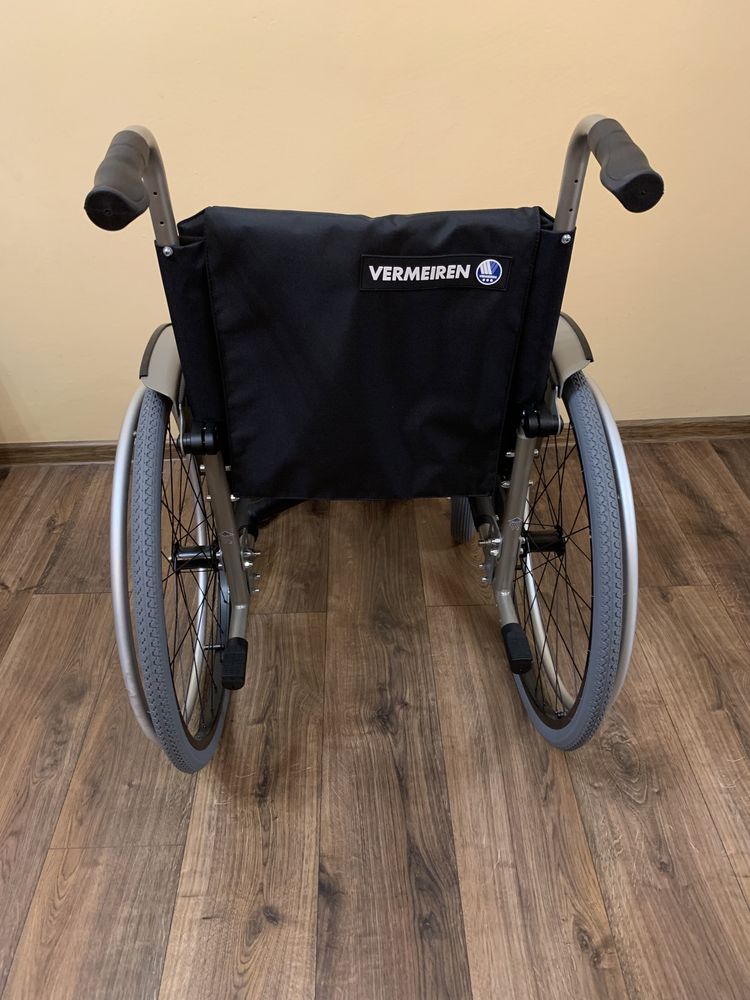 Vermeiren V200 GO aluminiowy wózek inwalidzki