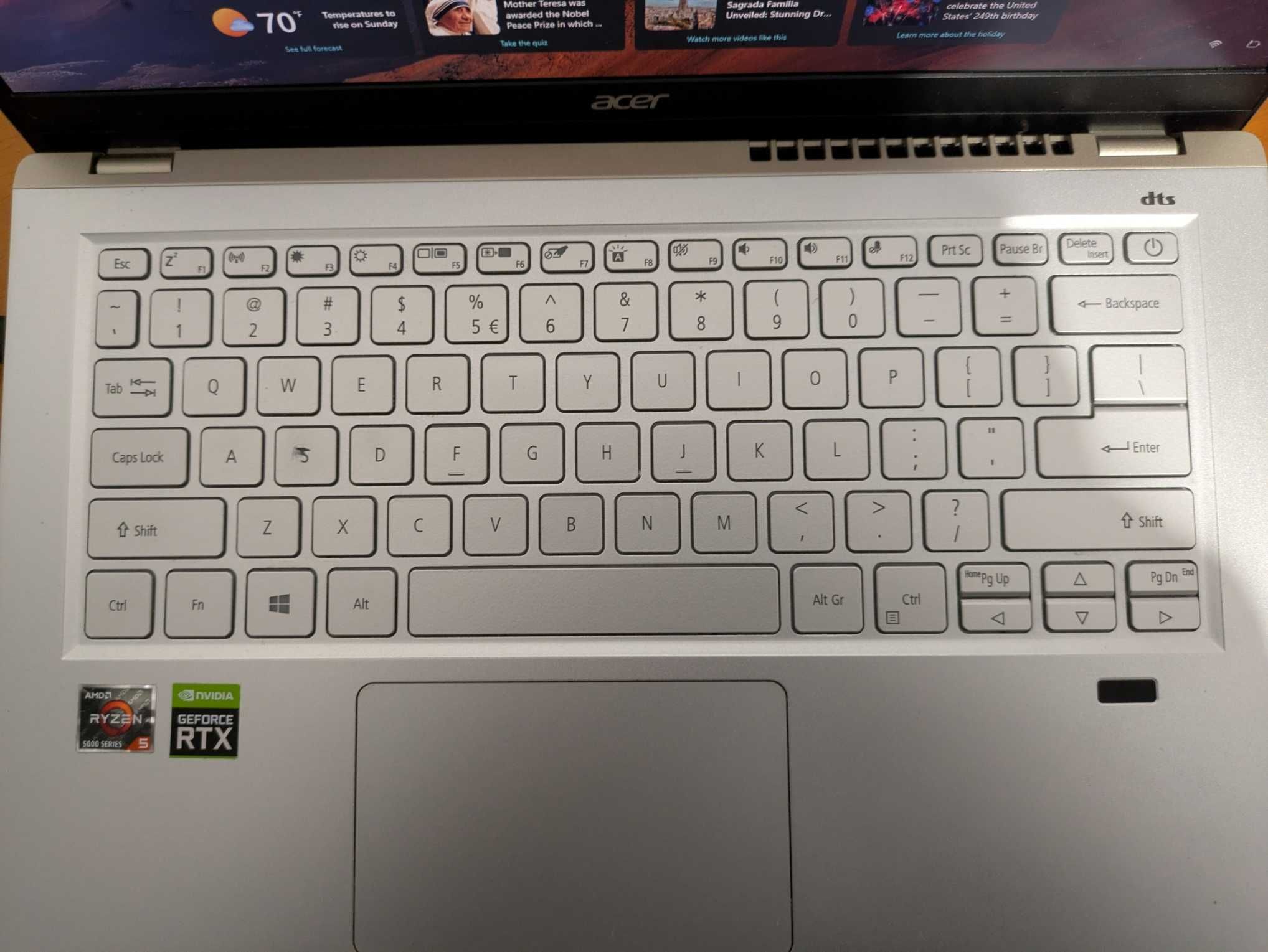 Laptop do gier RTX 3050 / Ryzen 5/ 16GB – Acer Swift X 14"