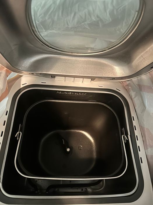 Máquina de Fazer Pão Bomann BBA 2605 – Completa e em excelente estado