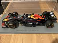 Red Bull Racing RB18 Max Verstappen 2022 Spark 1:18