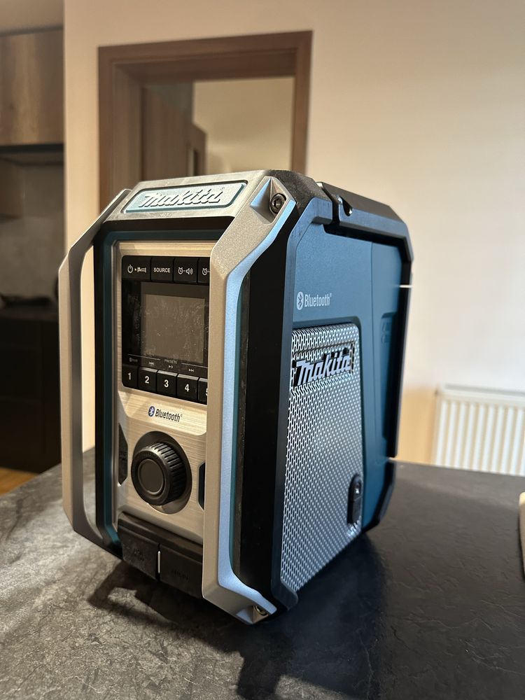 Radio makita dmr 114
