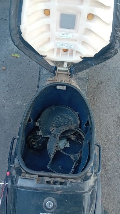 Продаю скутер Suzuki Sepia ZZ.