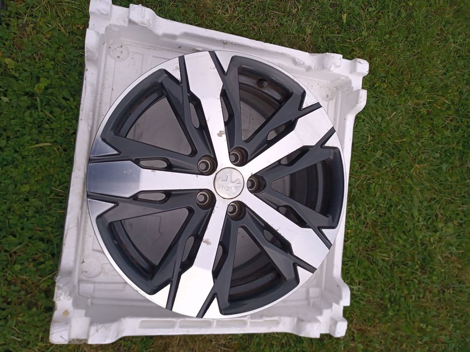 Peugeot 3008 II 5008II felga R 18