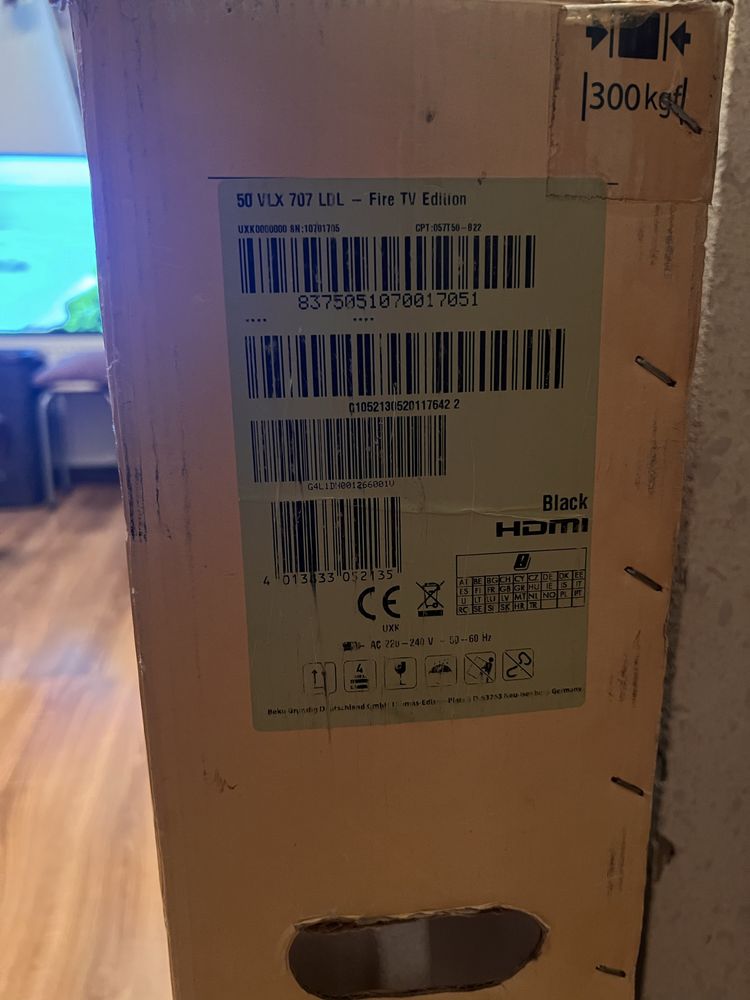 Продам телевизор: Grundig 50 VLX 707 LDL