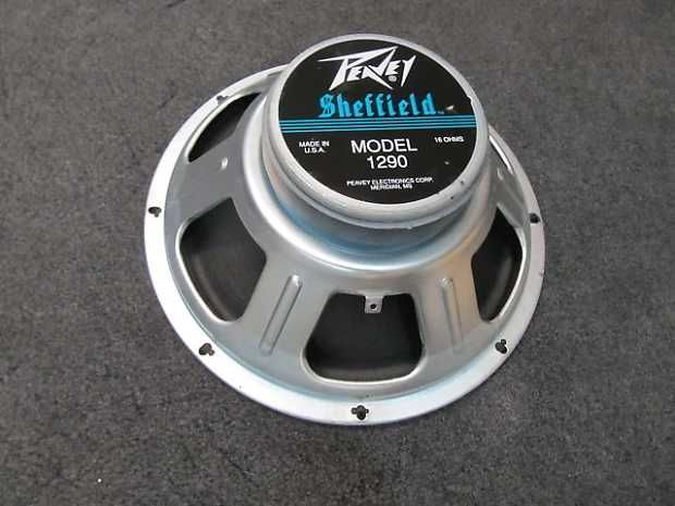 Гитарный усилитель Peavey VK-100 с кабинетом 2Х12.