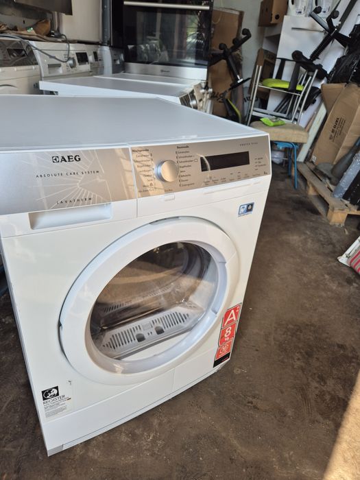 Продам сушильну машину в гарному і охайному стані